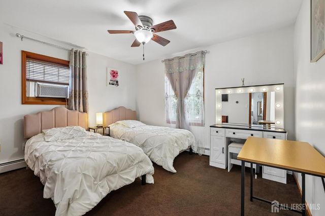 304 Green Street, Woodbridge Proper, NJ 07095