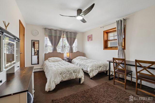 304 Green Street, Woodbridge Proper, NJ 07095