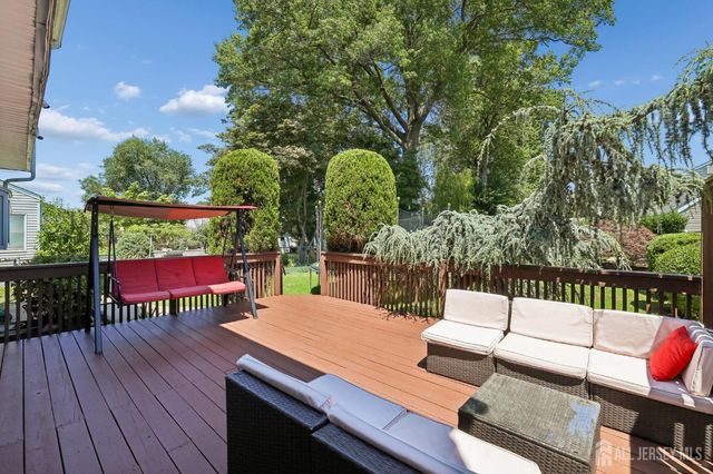 304 Green Street, Woodbridge Proper, NJ 07095