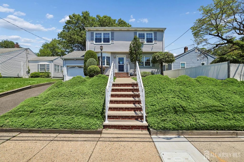 304 Green Street, Woodbridge Proper, NJ 07095