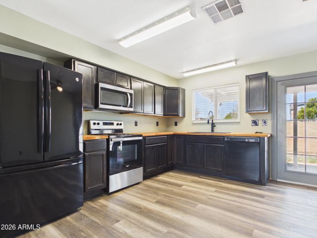 19826 N 34TH Drive, Phoenix, AZ 85027