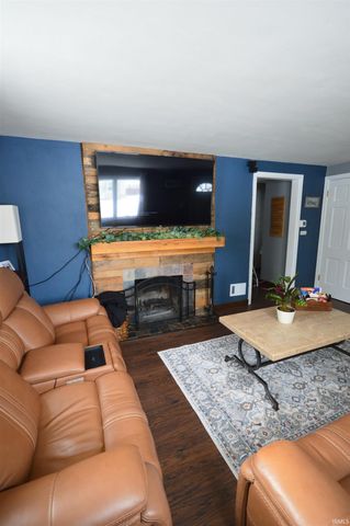 54335 Maple Lane Avenue, South Bend, IN 46635