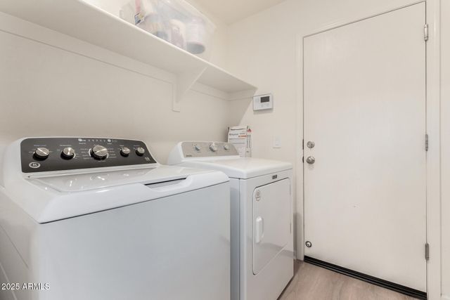 880 W HOT SPRINGS Trail, San Tan Valley, AZ 85140