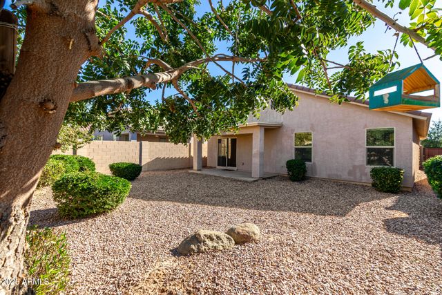 880 W HOT SPRINGS Trail, San Tan Valley, AZ 85140