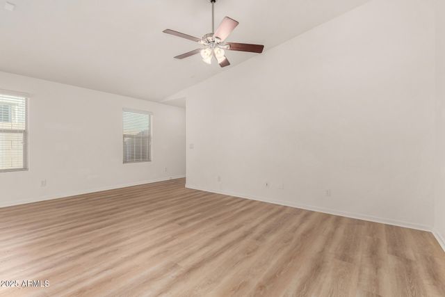 880 W HOT SPRINGS Trail, San Tan Valley, AZ 85140