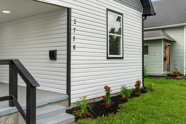 2718 Station Street, Indianapolis, IN 46218