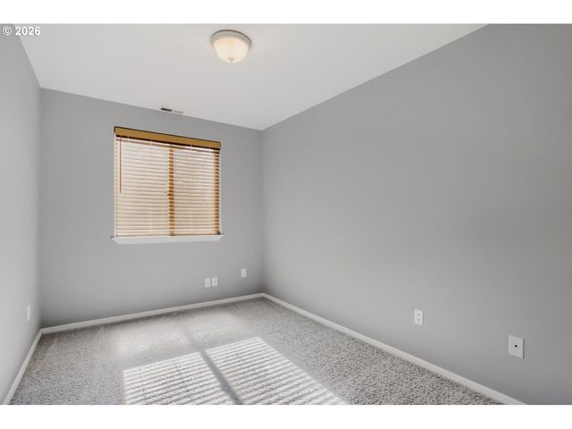 6508 Ne DOGWOOD St, Hillsboro, OR 97124