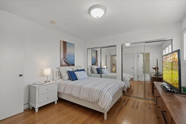 33 Escondido Avenue, San Francisco, CA 94132