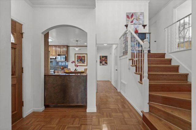 33 Escondido Avenue, San Francisco, CA 94132