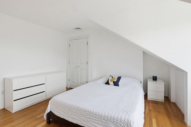 514 Massachusetts Ave. 5, Boston, MA 02118