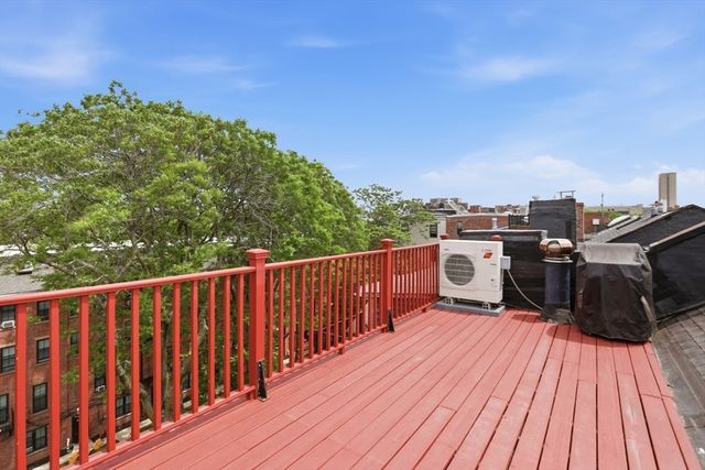 514 Massachusetts Ave. 5, Boston, MA 02118