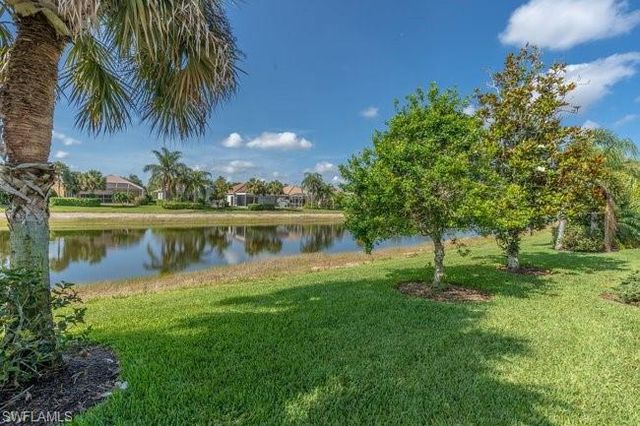 7872 Umberto CT, Naples, FL 34114