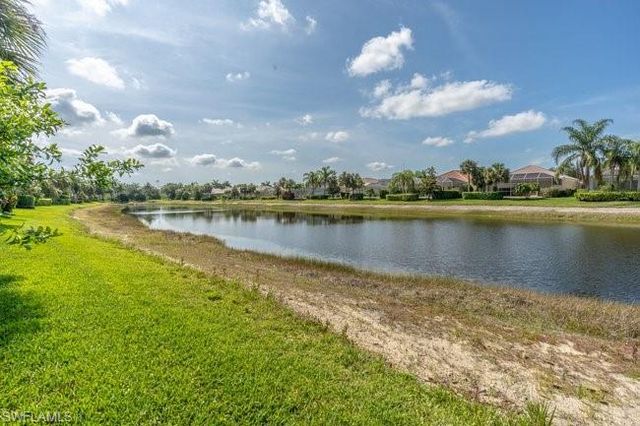 7872 Umberto CT, Naples, FL 34114