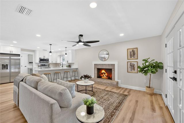 5710 SCOTT LAKE ROAD, Lakeland, FL 33813