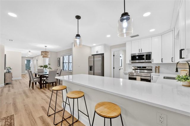 5710 SCOTT LAKE ROAD, Lakeland, FL 33813