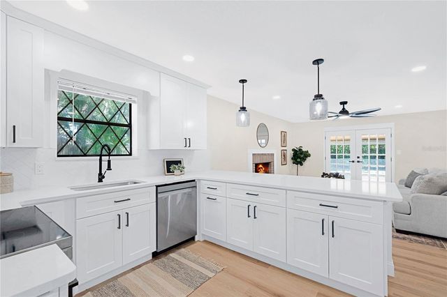 5710 SCOTT LAKE ROAD, Lakeland, FL 33813