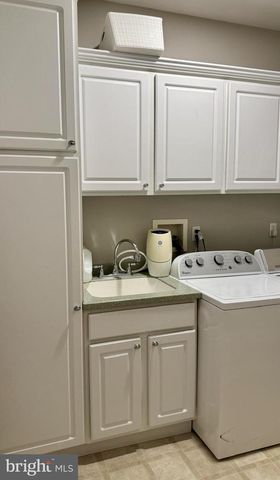 240 TORREY PINE CT, West Chester, PA 19380