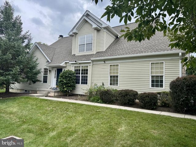 240 TORREY PINE CT, West Chester, PA 19380