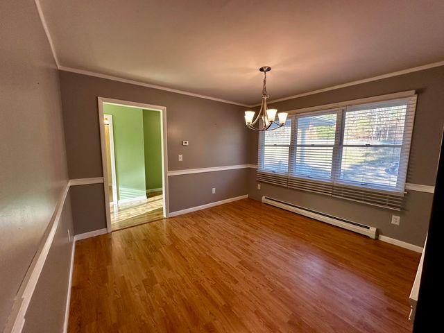 275 Reservoir Road, Peru, NY 12972