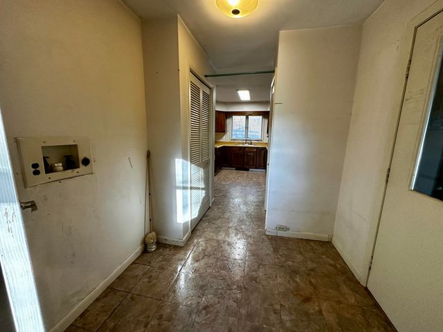 275 Reservoir Road, Peru, NY 12972