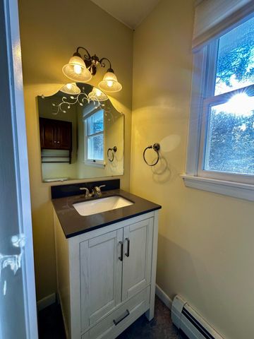 275 Reservoir Road, Peru, NY 12972