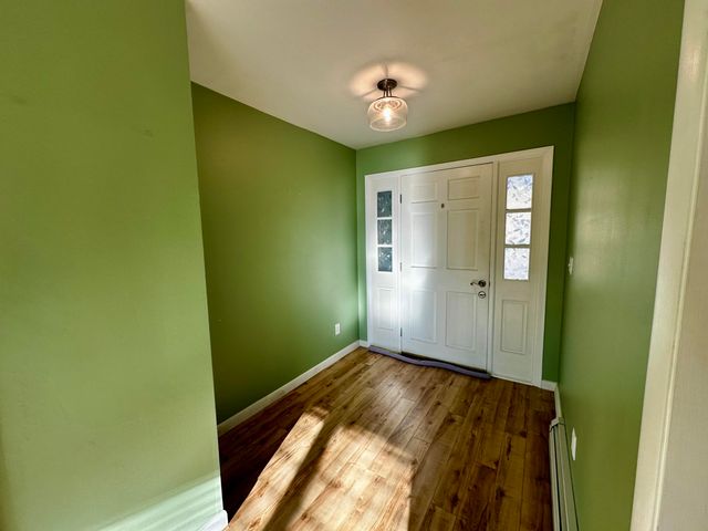 275 Reservoir Road, Peru, NY 12972