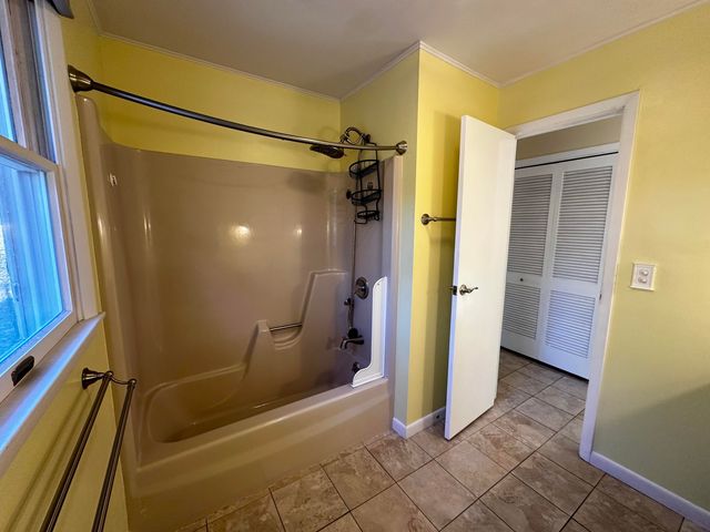 275 Reservoir Road, Peru, NY 12972