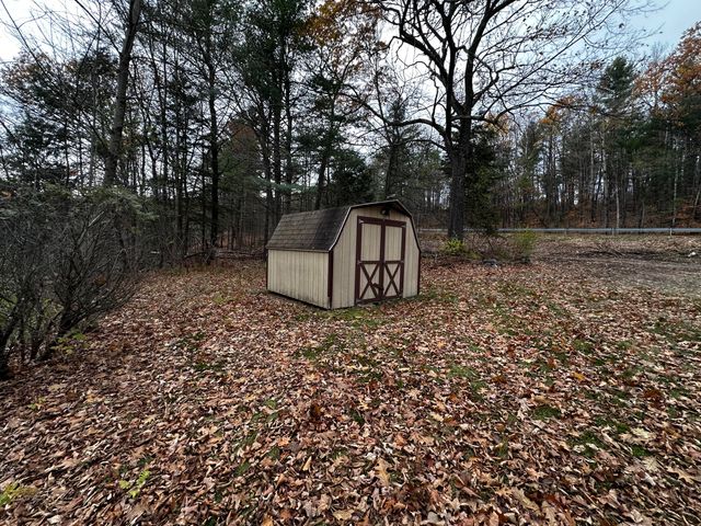 275 Reservoir Road, Peru, NY 12972