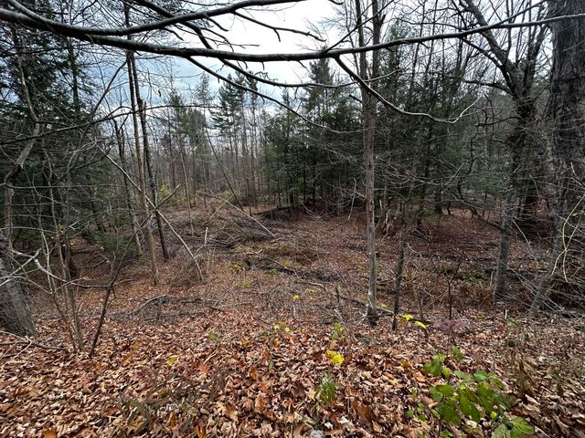 275 Reservoir Road, Peru, NY 12972