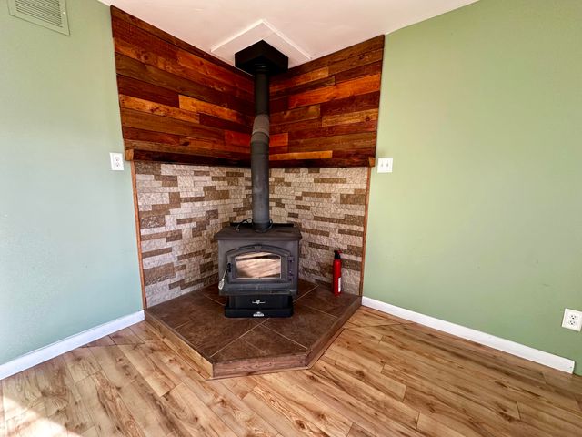 275 Reservoir Road, Peru, NY 12972