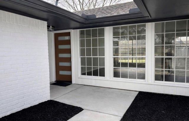 10322 Sageburrow Drive, Houston, TX 77089