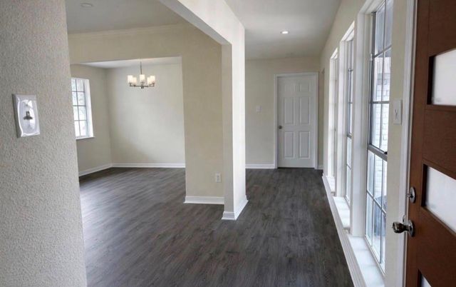 10322 Sageburrow Drive, Houston, TX 77089