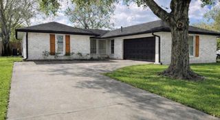 10322 Sageburrow Drive, Houston, TX 77089