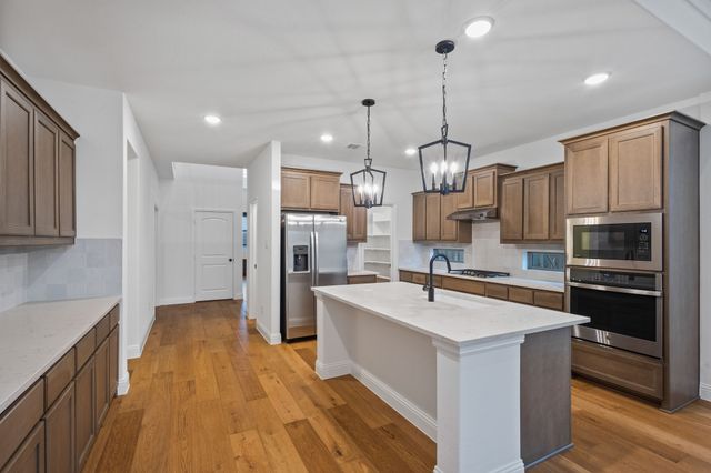 925 Lost Mine Trail, Little Elm, TX 75068