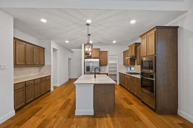 925 Lost Mine Trail, Little Elm, TX 75068