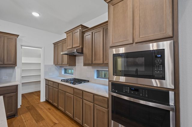 925 Lost Mine Trail, Little Elm, TX 75068