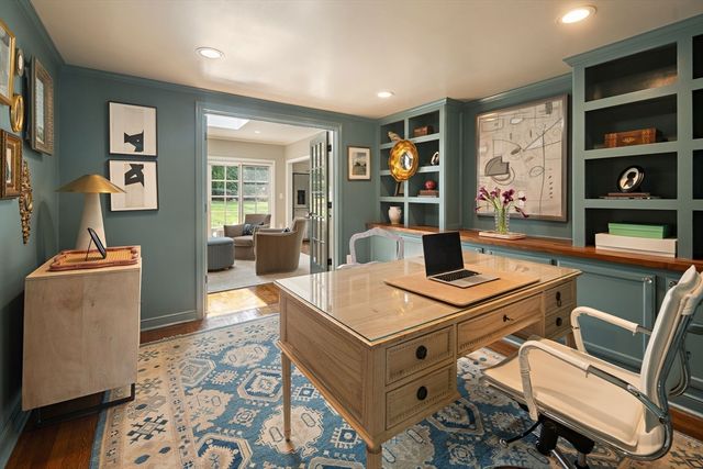 117 Forest St, Wellesley, MA 02481
