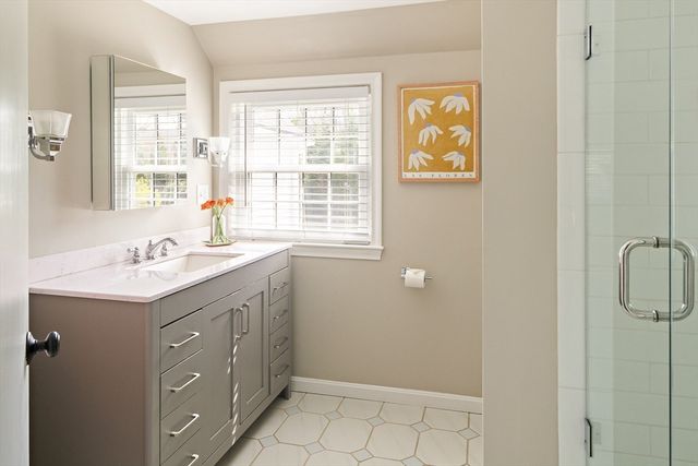 117 Forest St, Wellesley, MA 02481