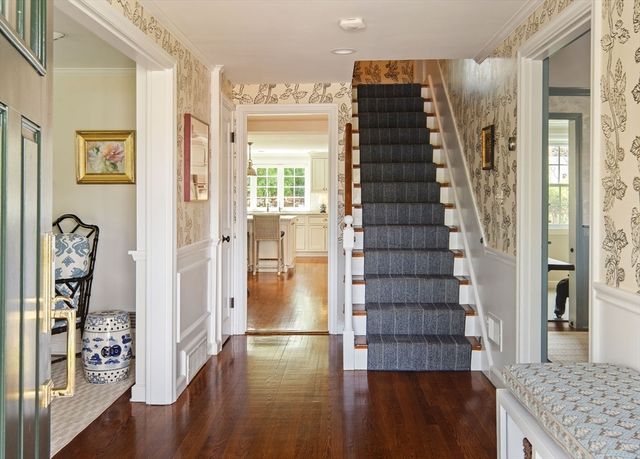 117 Forest St, Wellesley, MA 02481