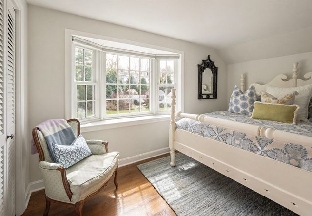 117 Forest St, Wellesley, MA 02481
