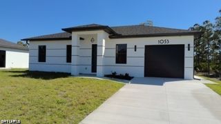 1053 Marine AVE S, Lehigh Acres, FL 33976