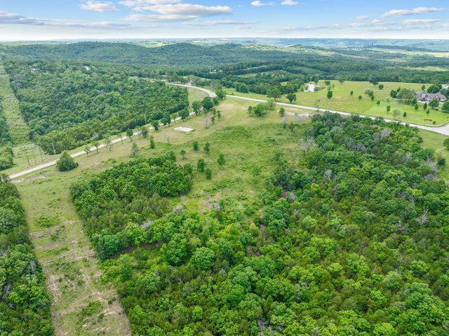 110 Stage Coach Road, Kirbyville, MO 65679