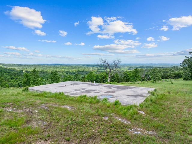 110 Stage Coach Road, Kirbyville, MO 65679