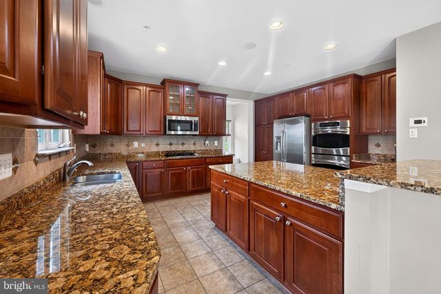 15404 SYMONDSBURY WAY, Upper Marlboro, MD 20774