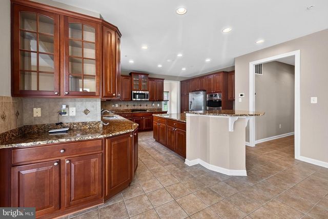 15404 SYMONDSBURY WAY, Upper Marlboro, MD 20774