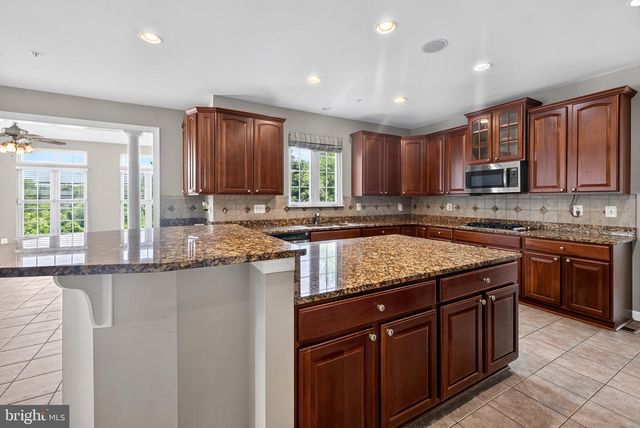 15404 SYMONDSBURY WAY, Upper Marlboro, MD 20774