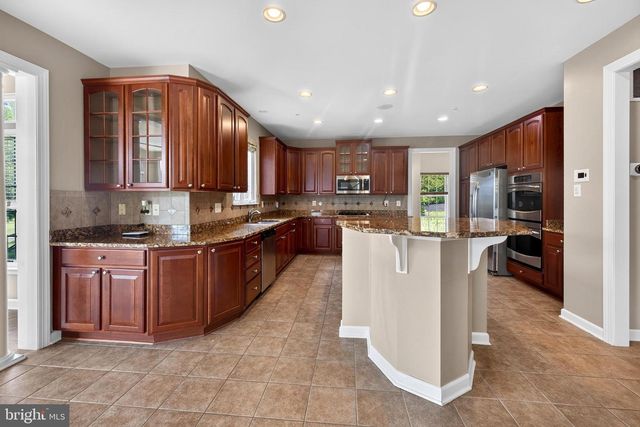 15404 SYMONDSBURY WAY, Upper Marlboro, MD 20774
