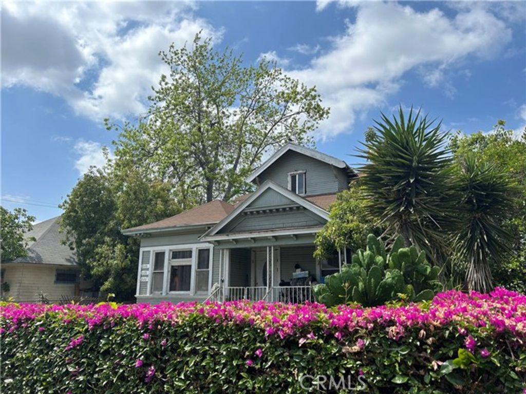 1026 E 23rd Street, Los Angeles, CA 90011