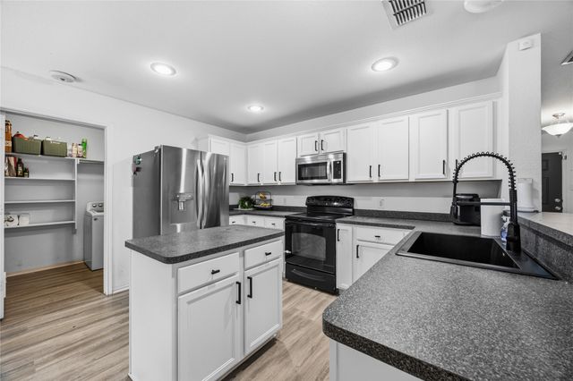 932 Cottonwood Trail, Anna, TX 75409