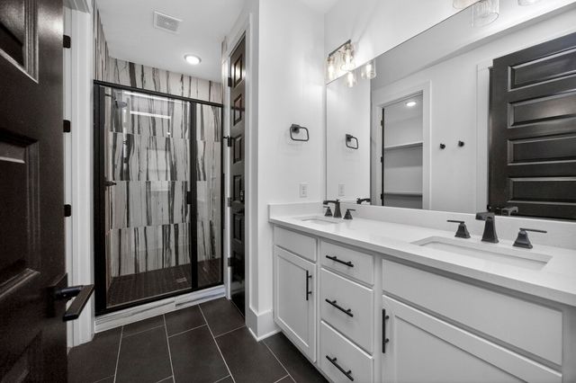 217 Eastmoreland St Unit A, Nashville, TN 37207
